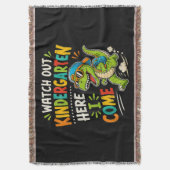 Couverture Attention maternelle j'arrive Dino (devant Vertical)