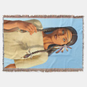 Couverture Belle femme native américaine tenue indigène (Devant)