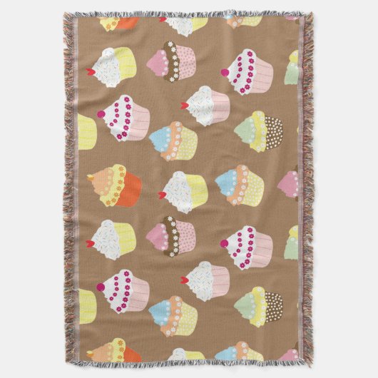 Couverture Cupcakes Delicious Decorated Birthday (devant Vertical)