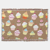 Couverture Cupcakes Delicious Decorated Birthday (Devant)