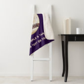 Couverture de baseball Sherpa Cozy Violet ou de Vo (En situation)