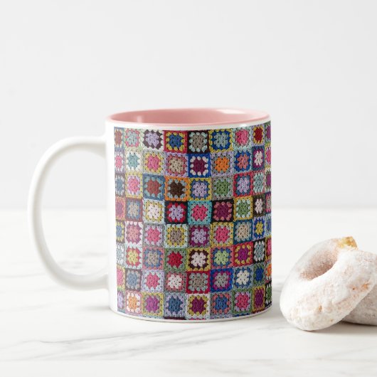 Couverture de Carré mamie déroutante 11 oz Mug à d (Avec donut)