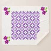 Couverture de sherpa à fleurs violettes/design. (Devant (Horizontal))