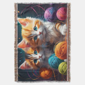 Couverture Deux chatons mignons avec des boules de fil (devant Vertical)