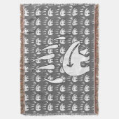 Couverture d'ours tribale Claw d'ours natif Lancer (devant Vertical)