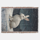 Couverture Elégant lapin blanc Noël forêt enneigée (Devant)