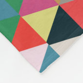 Couverture en polaire à motif géométrique coloré (Coin)