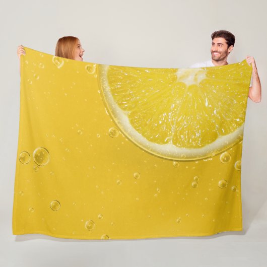 Couverture en polaire de fruits (En situation)