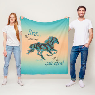 Couverture en polaire du cheval d'inspiration