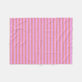 Couverture en polaire en bande rose (Devant (Horizontal))