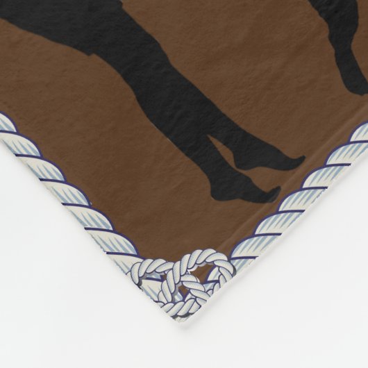 Couverture en polaire en chaise ou en fauteuil rou (Coin)