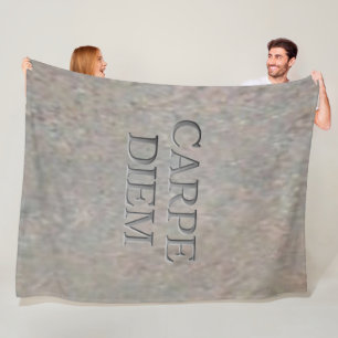 Couverture en polaire en pierre Carpe Diem