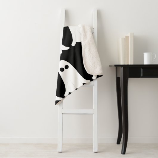 Couverture en polaire fantôme (En situation)