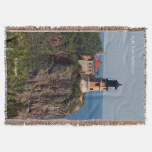Couverture fendue de jet de phare de roche