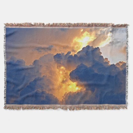 Couverture Formation de nuages dramatiques (Devant)