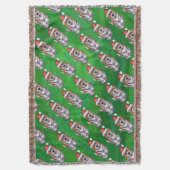 Couverture La mignonne St Bernard en Motif Casquette sur Vert (devant Vertical)