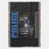 Couverture La Police Protège Et Sert Le Jeu (devant Vertical)