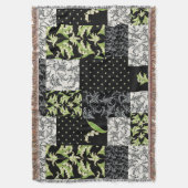 Couverture Lily-of-the-Valley Faux Patchwork noir (devant Vertical)