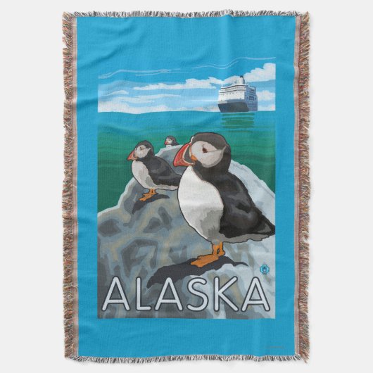 Couverture Macareux observant un bateau de croisière (devant Vertical)