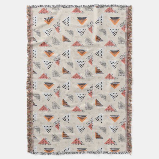 Couverture Motif tiré par la main de triangle géométrique (devant Vertical)