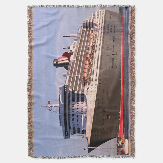 Couverture navire de croisière Queen Mary 2 (devant Vertical)