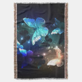 Couverture Papillon de nuit voltigeant (devant Vertical)