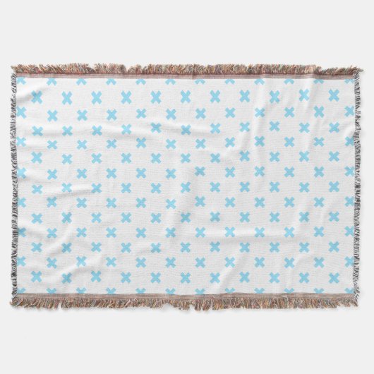 Couverture Points de croix bleu bébé sur fond blanc (Devant)