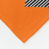 Couverture Polaire 230616 - Orange et Noir. (Coin)