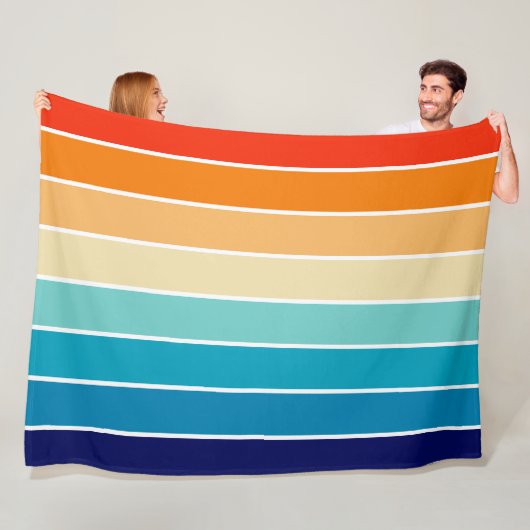 Couverture Polaire 70s Rainbow Stripes (En situation)