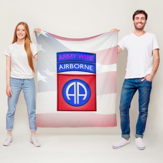 Couverture Polaire 82e épouse de la division aéroportée (En situation)