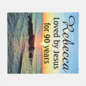 COUVERTURE POLAIRE 90E ANNIVERSAIRE AIMÉ PAR JÉSUS PERSONNALISÉ BLANK (Devant (Horizontal))