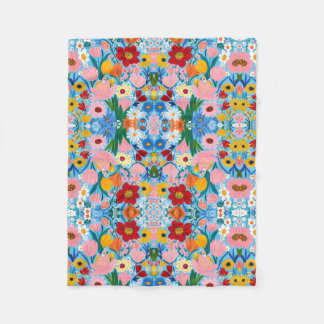 Couverture Polaire  A vibrant and colorful pattern featuring various 