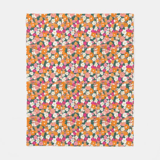 Couverture Polaire A vibrant pattern of small, colorful flowers (Devant)