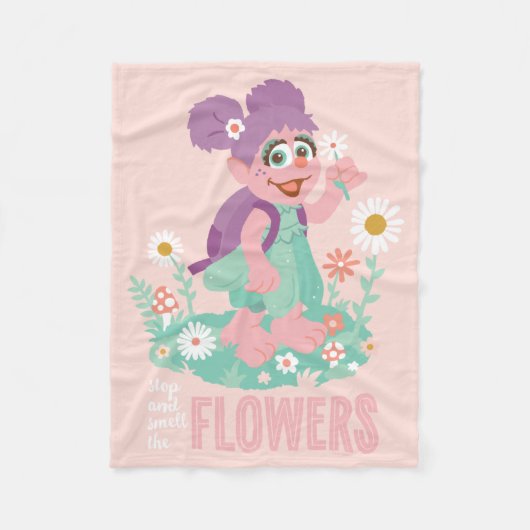 Couverture Polaire Abby Cadabby | Arrêtez et sentez les fleurs (Devant)