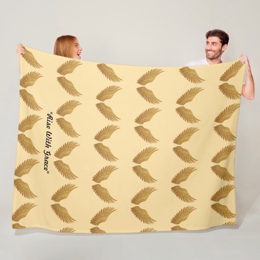 Couverture Polaire "Ailes de lumière" (En situation)