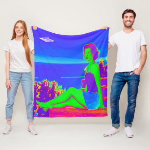 Couverture Polaire Alien Invasion Pop Art Fleece Blanche