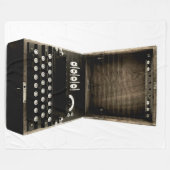 COUVERTURE POLAIRE ALLEMAND ENIGMA CODANT LA MACHINE (Devant (Horizontal))