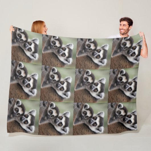 Couverture Polaire **"Amour de la mère : Mummy and Baby Lemur Cuddlin (En situation)