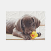 Couverture Polaire Animaux de bébés cutest | Chocolat Labrador Puppy (Devant (Horizontal))
