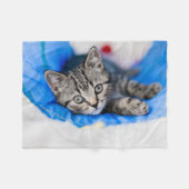 Couverture Polaire Animaux de bébés cutest | Tunnel Tabby Kitten en J (Devant (Horizontal))