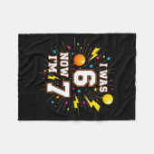 Couverture Polaire Anniversaire de 7 ans J'avais 6 ans maintenant j'a (Devant (Horizontal))