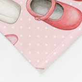 Couverture Polaire Aquarelle Bébé Motif avec jouets et vêtements (Coin)