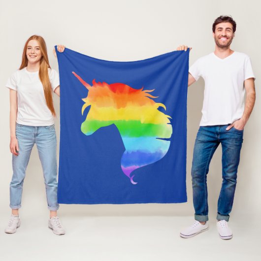 Couverture Polaire Aquarelle Rainbow Unicorn (En situation)