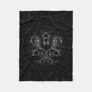 Couverture Polaire Arbre de la vie - Yggdrasil avec des corbeaux