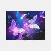 Couverture Polaire Arrière - plan avec papillons de nuit (Devant (Horizontal))