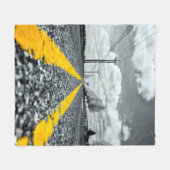 Couverture Polaire Asphalt Jaune Road Photographie créative (Devant (Horizontal))