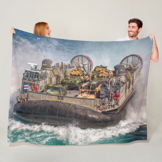 COUVERTURE POLAIRE ASSAUT DE PLAGE - LCAC (En situation)