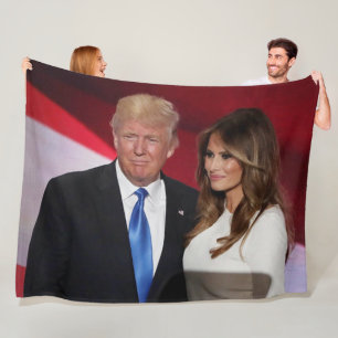 COUVERTURE POLAIRE ATOUT DE DONALD ET DE MELANIA