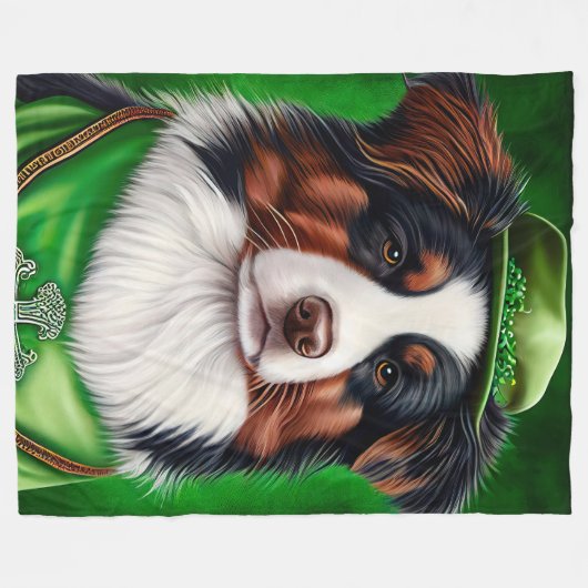 Couverture Polaire Australian Shepherd dog en tenue de St. Patrick's (Devant (Horizontal))