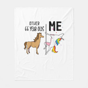 Couverture Polaire Autre cadeau de licorne 66 ans anniversaire et moi